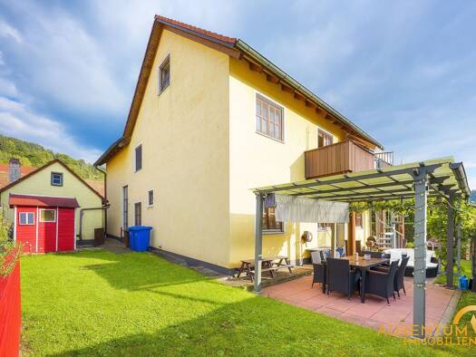 Einfamilienhaus zum Kauf 559.900 € 9 Zimmer 204,2 m² 537 m² Grundstück Riedenburg Riedenburg 93339