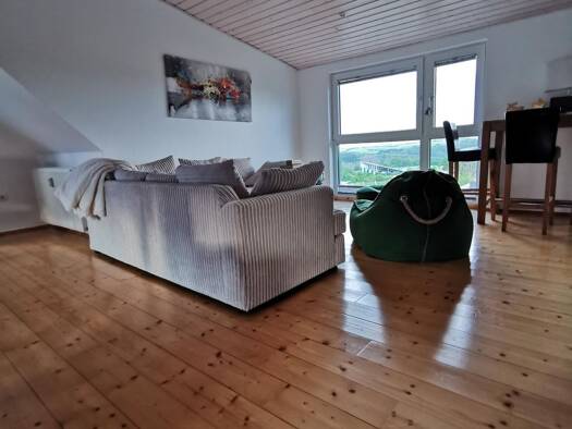Maisonette zur Miete 995 € 4 Zimmer 140 m² Geschoss 2/3 frei ab 01.11.2026 Nauroth Heidenrod 65321