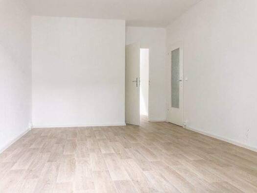 Wohnung zur Miete 635 € 4 Zimmer 105,8 m² 4. Geschoss Helbersdorfer Straße 12 a Helbersdorf Chemnitz 09120