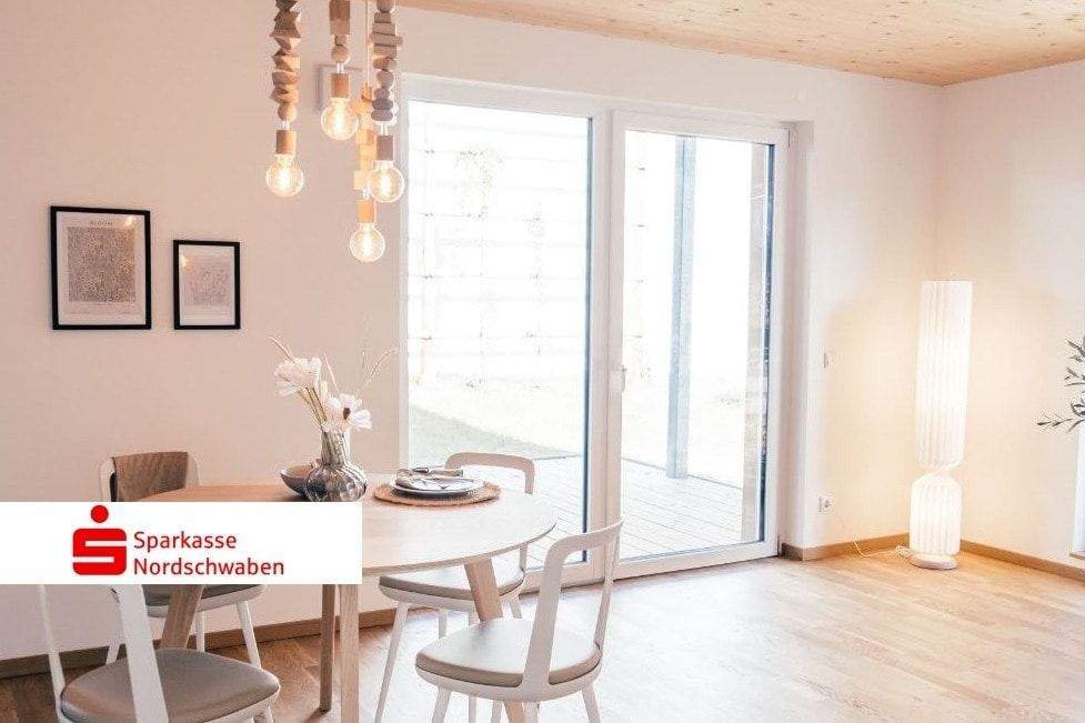 Immobilie in Oettingen i.Bay. - Stilvolle Erdgeschosswohnung in Oettingen - NEUWERTIG. ERSTKLASSIG. ZUKUNFTSORIENTIERT. - Bild 0