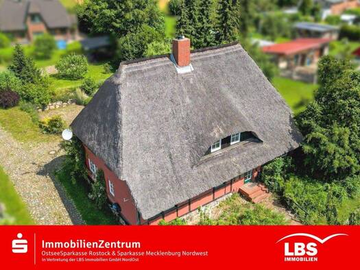 Mehrfamilienhaus zum Kauf 440.225 € 9 Zimmer 225 m² 550 m² Grundstück frei ab sofort Stülow Retschow 18211