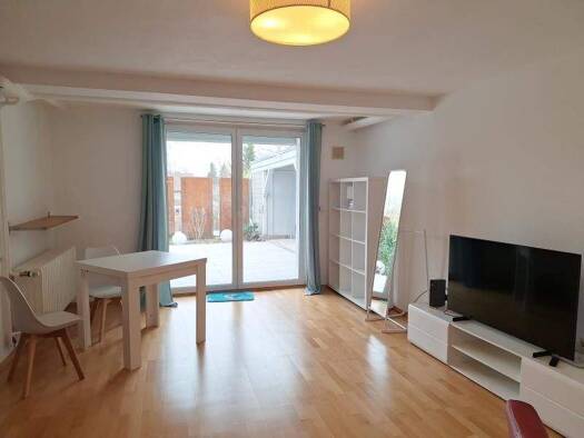 Studio zur Miete 690 € 1 Zimmer 43 m² EG frei ab sofort Bad Vilbel 61118