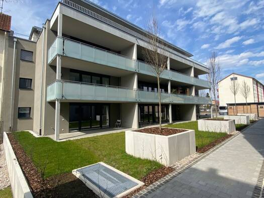 Wohnung zur Miete 1.860 € 4 Zimmer 111,3 m² 2. Geschoss frei ab sofort Blücherstr. 12a Lörrach 79539