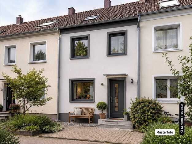 Mehrfamilienhaus zum Kauf provisionsfrei 306.000 € Nidda Nidda 63667