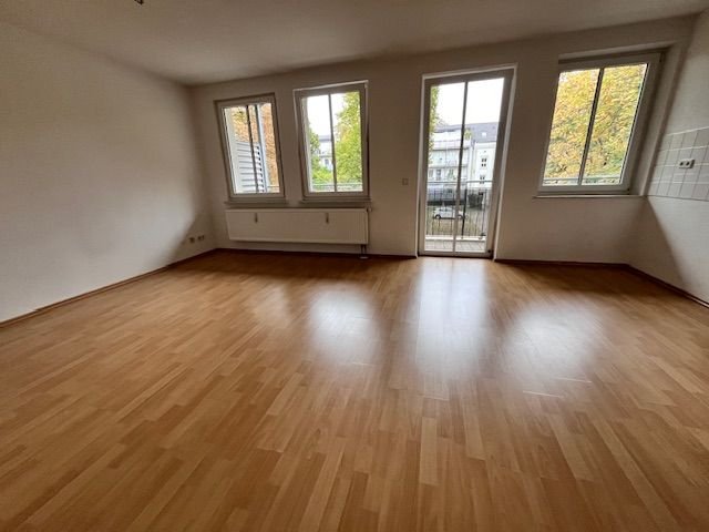 Wohnung zur Miete 303 € 1 Zimmer 42,1 m²<br/>Wohnfläche 1.<br/>Geschoss ab sofort<br/>Verfügbarkeit Nicolaiplatz Magdeburg 39124