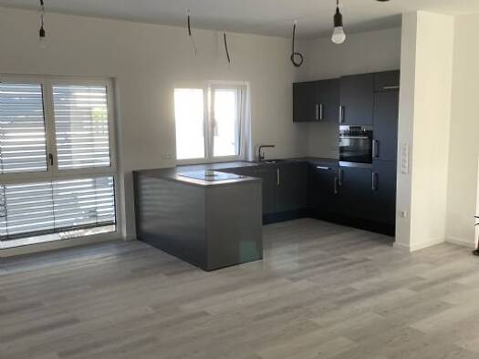 Penthouse zur Miete 1.300 € 4 Zimmer 110 m² 1. Geschoss frei ab 01.12.2026 Aldingen 78554