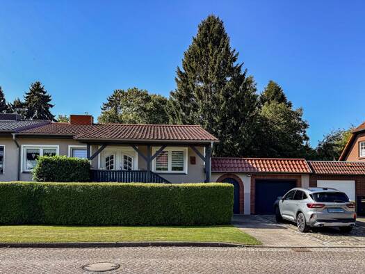Doppelhaushälfte zum Kauf 229.000 € 5 Zimmer 145 m² 705 m² Grundstück frei ab 01.09.2026 Reinberg Sundhagen 18519