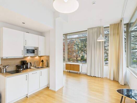 Wohnung zur Miete 1.217 € 1 Zimmer 47 m² 1. Geschoss frei ab 01.01.2026 Oberstraße 14a-c Harvestehude Hamburg 20144