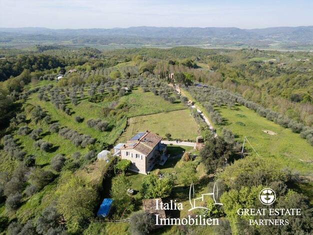 Bauernhaus zum Kauf 850.000 € 8 Zimmer 219 m² 65.750 m² Grundstück Città della Pieve 06062