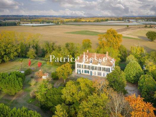 Land-/Forstwirtschaft zum Kauf 687.000 € 150.000 m² Grundstück Centre Ville Montauban 82000