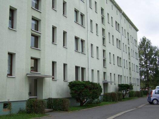 Studio zur Miete 287 € 1 Zimmer 45,6 m² 3. Geschoss frei ab 01.03.2026 Dr.-Otto-Nuschke-Straße Zeulenroda Zeulenroda-Triebes 07937