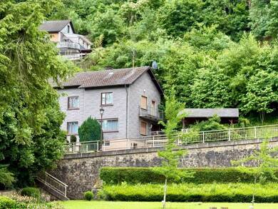 Einfamilienhaus zum Kauf 234.000 € 7 Zimmer 133,5 m² 456 m² Grundstück frei ab sofort Neuerburg 54673