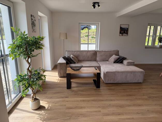 Wohnung zum Kauf 268.000 € 3 Zimmer 97,2 m² EG Am Langen Acker 1 Elkeringhausen Winterberg 59955