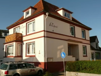 Villa zum Kauf 740.000 € 10 Zimmer 408 m² Grundstück Leuchtturmstr. 2 Dahme Dahme 23747