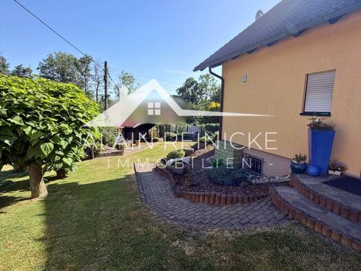 Einfamilienhaus zum Kauf 299.500 € 5 Zimmer 104,4 m² 778 m² Grundstück frei ab 01.09.2026 Erlau 09306