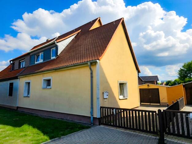 Doppelhaushälfte zum Kauf 149.000 € 4 Zimmer 87 m² 615 m² Grundstück Borna Borna 04552