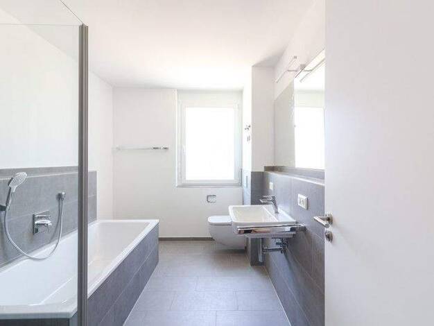 Wohnung zur Miete - Erstbezug 1.124 € 4 Zimmer 116,9 m² 2. Geschoss frei ab 01.01.2026 Eutighofer Straße 23 Schwäbisch Gmünd 73525