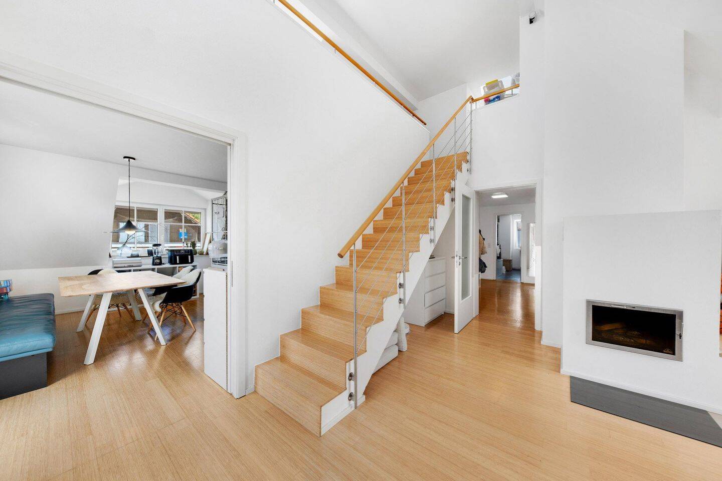 Apartament me 5 dhoma, 163 m²