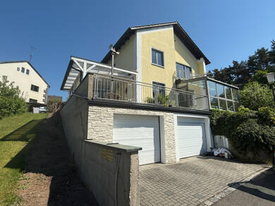 Mehrfamilienhaus zum Kauf 419.000 € 5 Zimmer 180 m² 415 m² Grundstück Weiden - West Weiden 92637