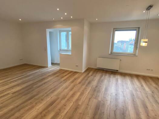 Wohnung zur Miete 1.012 € 3,5 Zimmer 92 m² Geschoss 4/5 frei ab 01.03.2026 Maximilianstraße 15 Seeleinsbühl Nürnberg 90429