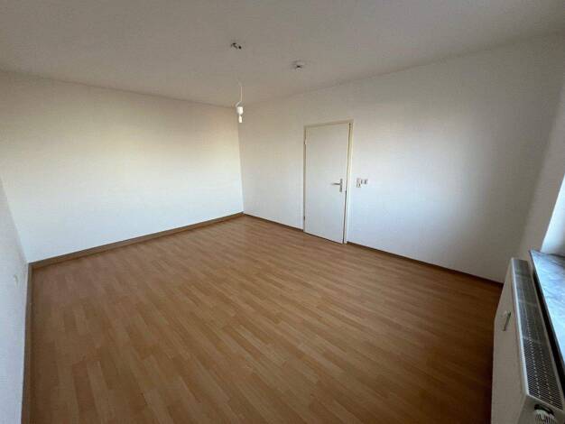 Wohnung zur Miete 400 € 2,5 Zimmer 66 m² 3. Geschoss Innenstadt Hof 95030
