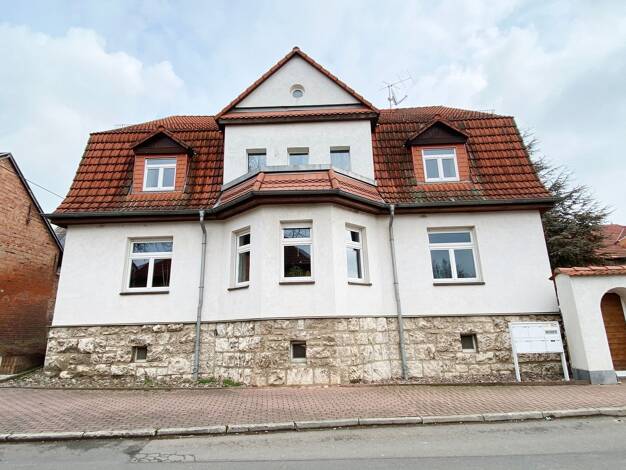 Wohnung zur Miete 655 € 3 Zimmer 83,1 m² 2. Geschoss frei ab sofort Untere Dorfstraße 172 Riethnordhausen 99195