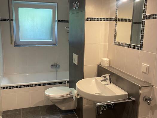 Terrassenwohnung zur Miete 660 € 2 Zimmer 64 m² Geschoss 1/3 frei ab 01.11.2025 Akazienweg 18 Schafbrücke Saarbrücken 66121