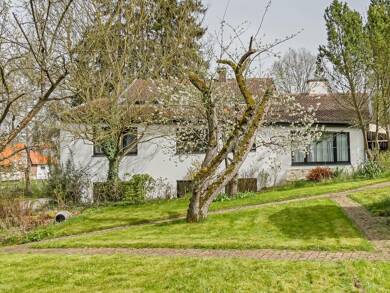 Haus zum Kauf 199.000 € 5 Zimmer 180 m² frei ab sofort Mengeringhausen Bad Arolsen 34454