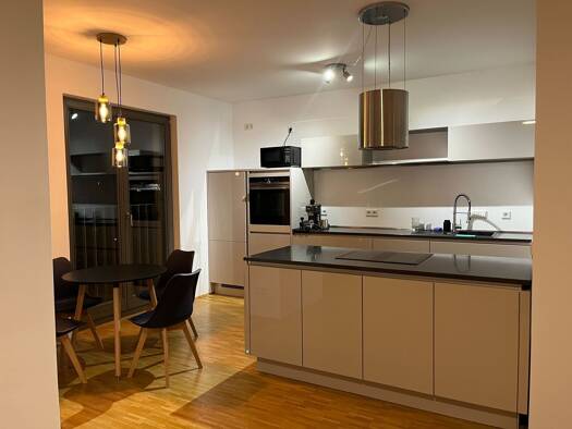 Wohnung zur Miete 1.900 € 3 Zimmer 80 m² Geschoss 5/6 frei ab sofort Wilmersdorf Berlin 10715