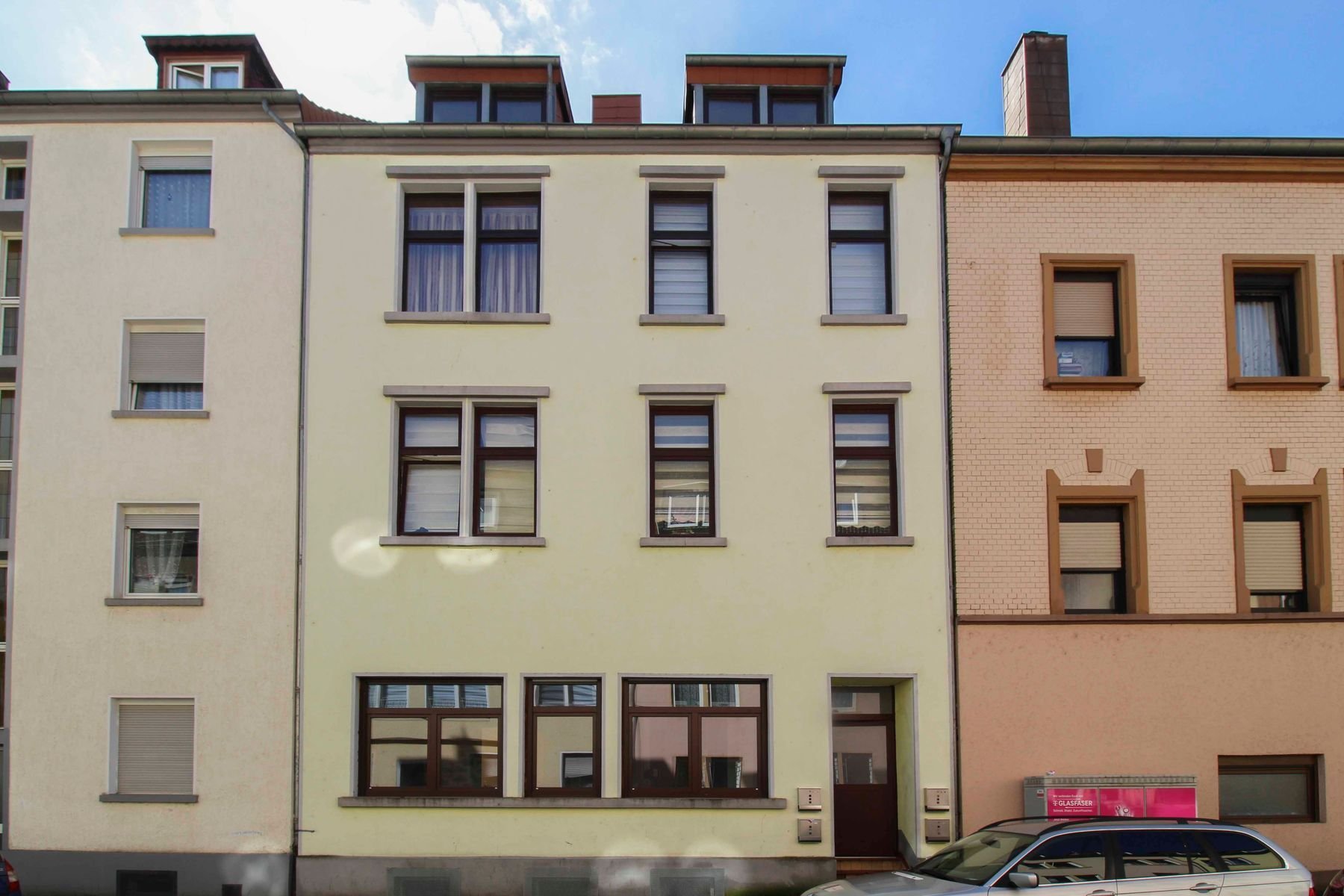 Mehrfamilienhaus zum Kauf 295.000 € 12 Zimmer 330 m²<br/>Wohnfläche 178 m²<br/>Grundstück Innenstadt Neunkirchen 66538