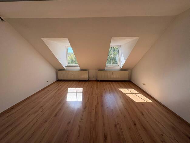 Wohnung zur Miete 1.100 € 3,5 Zimmer 81 m² 2. Geschoss frei ab 18.10.2026 Hindenburgstraße 52 Ingolstadt Ingolstadt 85055