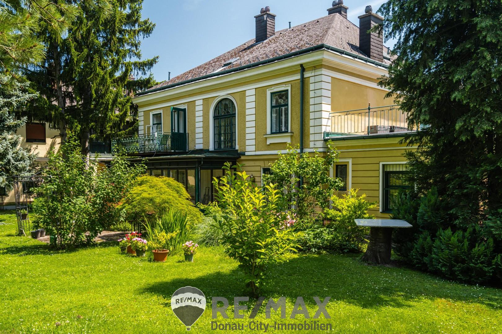 Villa zum Kauf 2.160.000 € 11 Zimmer 342 m²<br/>Wohnfläche 1.700 m²<br/>Grundstück Baden 2500