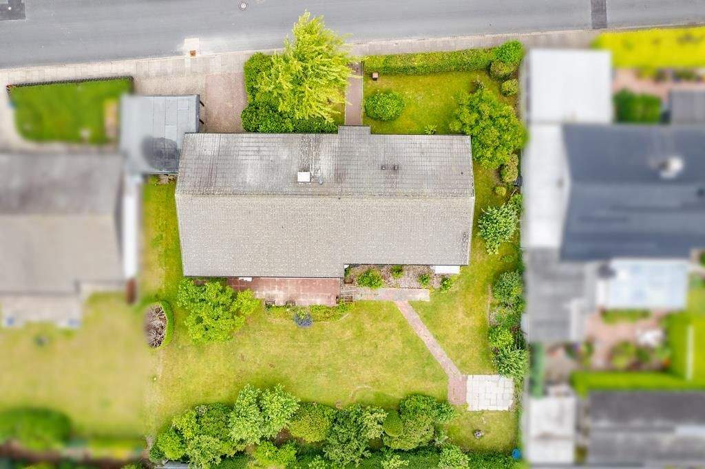 Immobilie in Wentorf bei Hamburg - Amerikanischer Komfort-Bungalow: "Großzügiges Grundstück mit viel Potenzial" - Bild 2