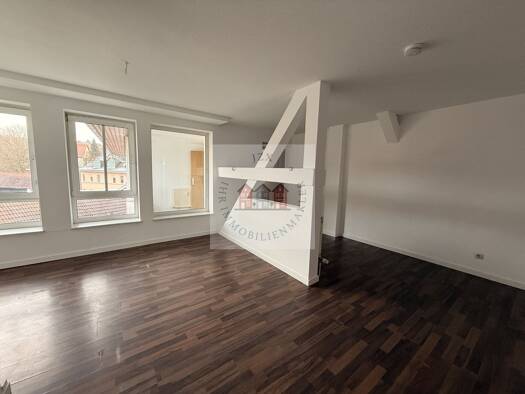 Wohnung zur Miete 495 € 4,5 Zimmer 99 m² 3. Geschoss Weida Weida 07570