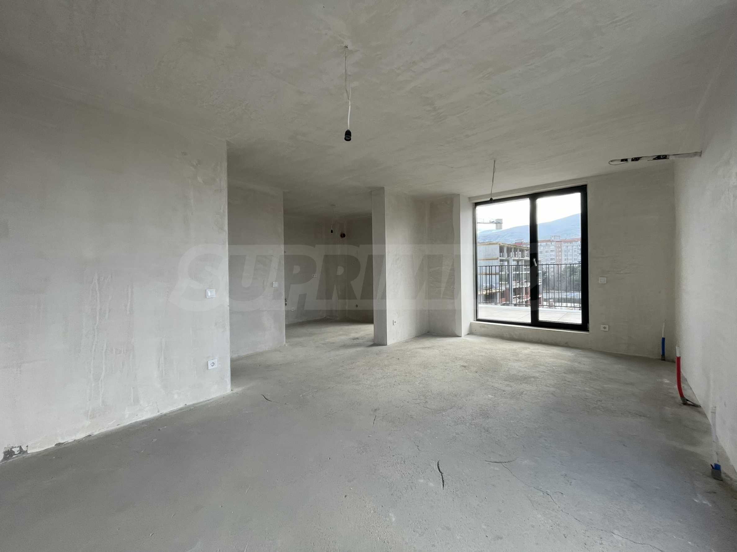 Studio zum Kauf 270.000 € 4 Zimmer 160,6 m²<br/>Wohnfläche Sofia