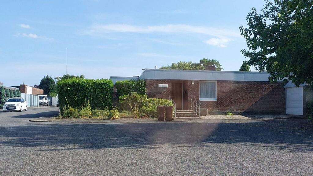 Bungalow zum Kauf 650.000 € 10 Zimmer 220 m² 795,2 m² Grundstück Wickrath Mönchengladbach 41189