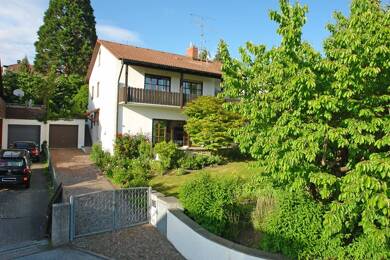 Einfamilienhaus zur Miete 2.800 € 8 Zimmer 245 m² 668 m² Grundstück frei ab 01.07.2025 Zugspitzstraße 10 Freising Freising 85354