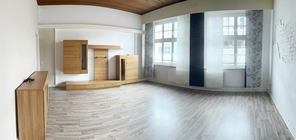 Wohnung zur Miete 1.600 € 5,5 Zimmer 220 m²<br/>Wohnfläche 2.<br/>Geschoss ab sofort<br/>Verfügbarkeit Zentrum Oldenburg 26122