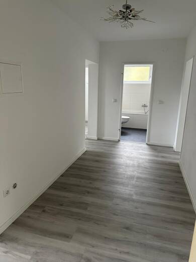 Wohnung zur Miete 803 € 4 Zimmer 84,6 m² Geschoss 2/2 Driedorfstraße 2 Dillenburg Dillenburg 35683