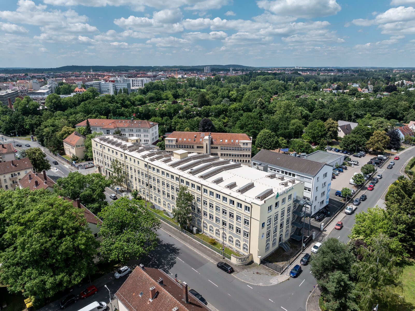 Büro-/Praxisfläche zur Miete provisionsfrei 10,50 € 300 m²<br/>Bürofläche Herderstraße 9 Schniegling Nürnberg 90431