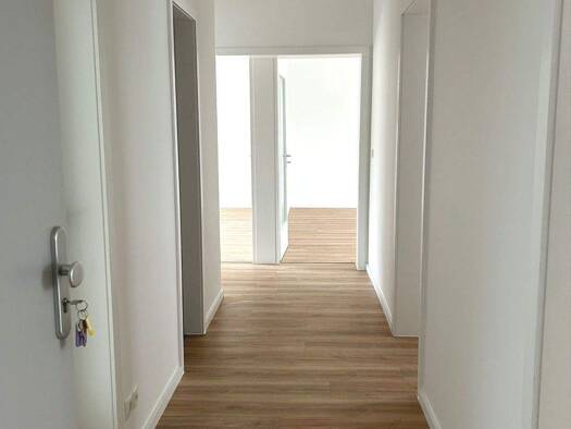 Wohnung zur Miete 840 € 4 Zimmer 80 m² 2. Geschoss frei ab sofort Meraner Straße 5 Amberg 92224