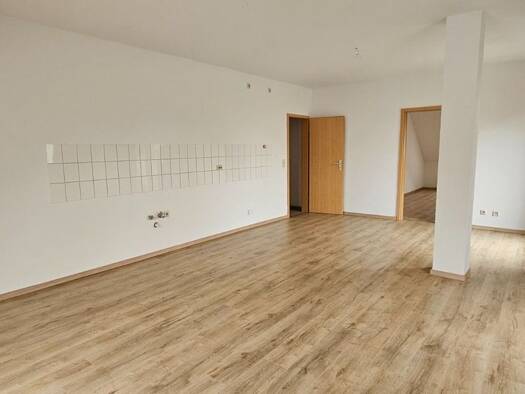 Wohnung zur Miete 350 € 2 Zimmer 54,7 m² 3. Geschoss frei ab 01.09.2026 Ernst-Thälmann-Straße 50 Eisenach Eisenach 99817