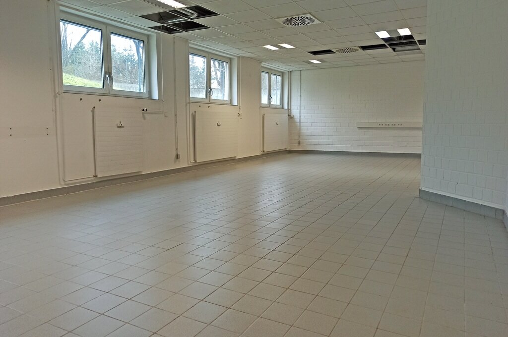 Lagerhalle zur Miete 5 € 146 m²<br/>Lagerfläche Altenerding Erding 85435