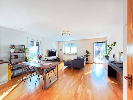 Wohnung zum Kauf 185.000 € 2,5 Zimmer 56 m² 1. Geschoss Reichenberger Straße 5 Höchstadt Höchstadt a.d.Aisch 91315