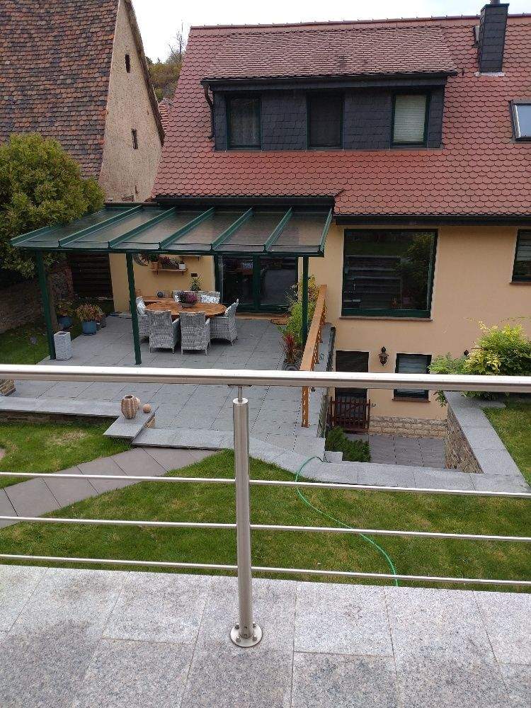 Immobilie in Wettin-Löbejün - Burgnähe in Wettin: Komfortables Einfamilienhaus mit Einliegerwohnung, Garage und Pool - Bild 3