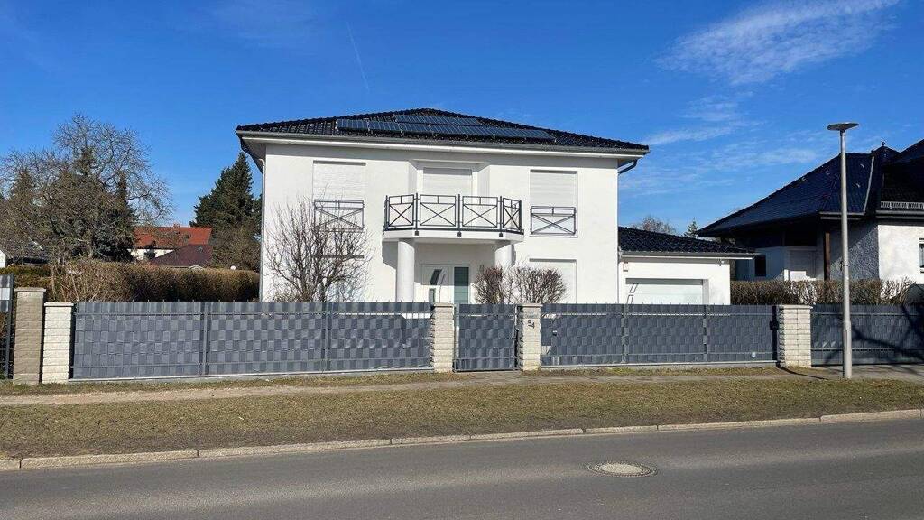 Einfamilienhaus zur Miete 3.500 € 4 Zimmer 237 m² 800 m² Grundstück frei ab sofort Kaulsdorf Berlin 12621