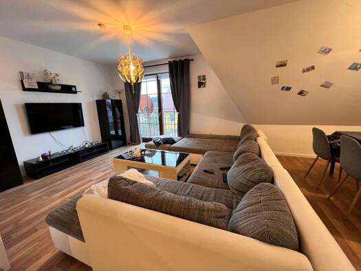 Wohnung zur Miete 770 € 3 Zimmer 86 m² Geschoss 1/2 frei ab 01.01.2027 Am Hasengründlein 1 Neustadt Neustadt an der Aisch 91413