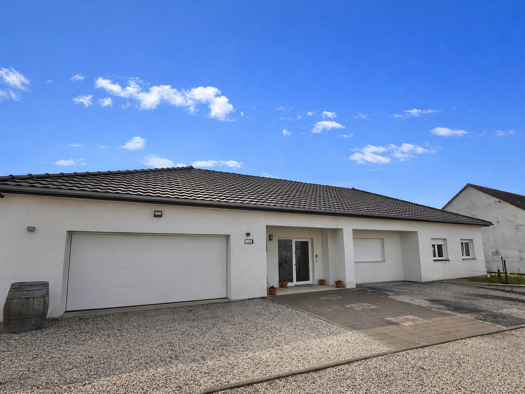 Bungalow zum Kauf provisionsfrei 349.000 € 3 Zimmer 150 m² 600 m² Grundstück frei ab sofort Œting 57600