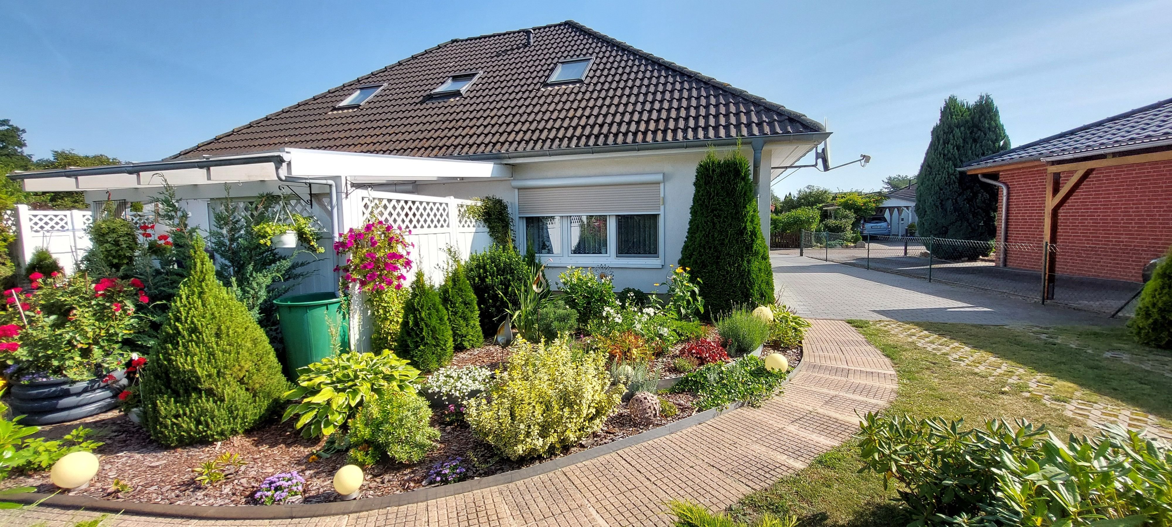 Einfamilienhaus zum Kauf 265.000 € 5 Zimmer 143 m²<br/>Wohnfläche 770 m²<br/>Grundstück Arendsee Arendsee (Altmark) 39619