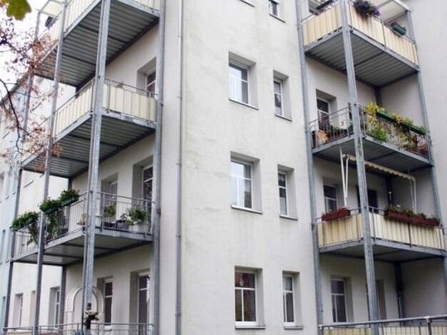 Wohnung zum Kauf 84.000 € 3 Zimmer 83,7 m² EG Limbach-Oberfrohna Limbach-Oberfrohna 09212
